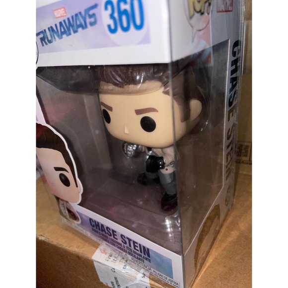 Funko Pop! Marvel: Runaways - Chase Stein - Picture 3 of 7